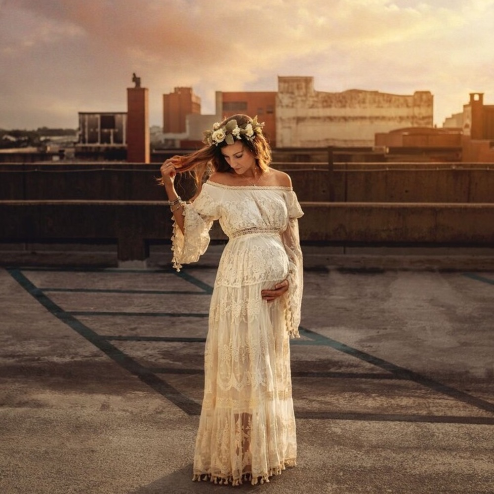 Victorian maternity dress, boho-style maternity dress, lace maternity dress